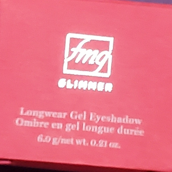 Avon fmg GLIMMER Gel eyeshadow - Picture 3 of 3